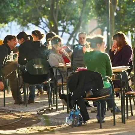 Pen-arts Apartment- Principe Real Garden - Bairro Alto
