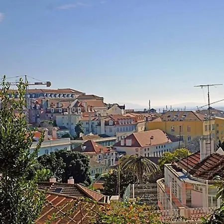 Pen-arts Apartment- Principe Real Garden - Bairro Alto